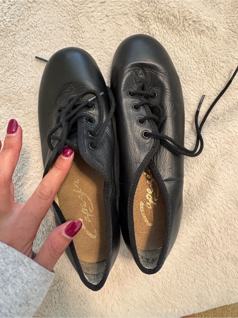 Womens tap shoes - Picture 1 of 3